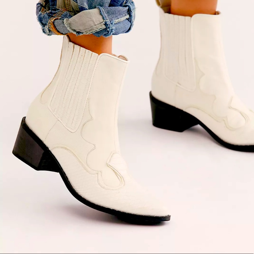 White Vegan Cavalier Boot